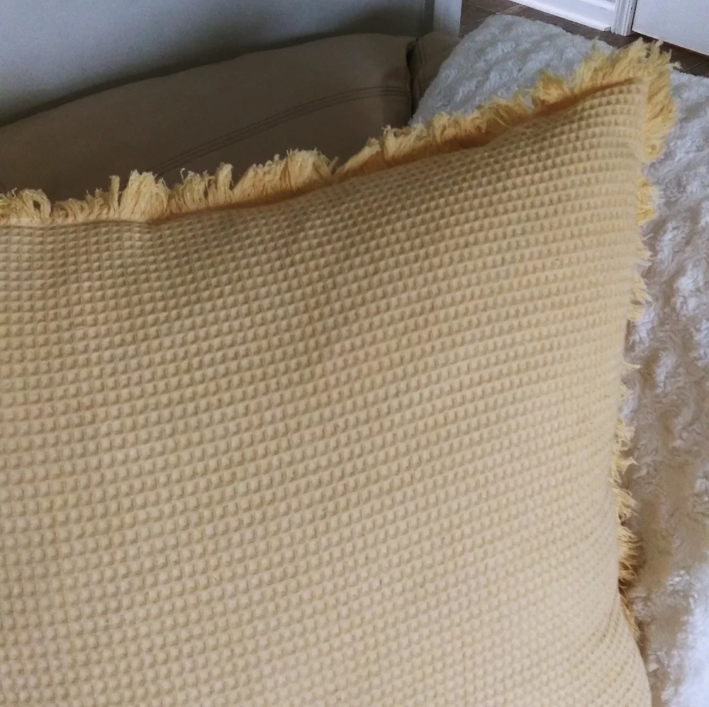 EnVogue waffle pillow‎ yellow fringed accent pillow